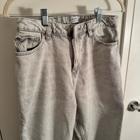 PRIMARK light grey high rise straight leg jeans - Picture 4 of 4